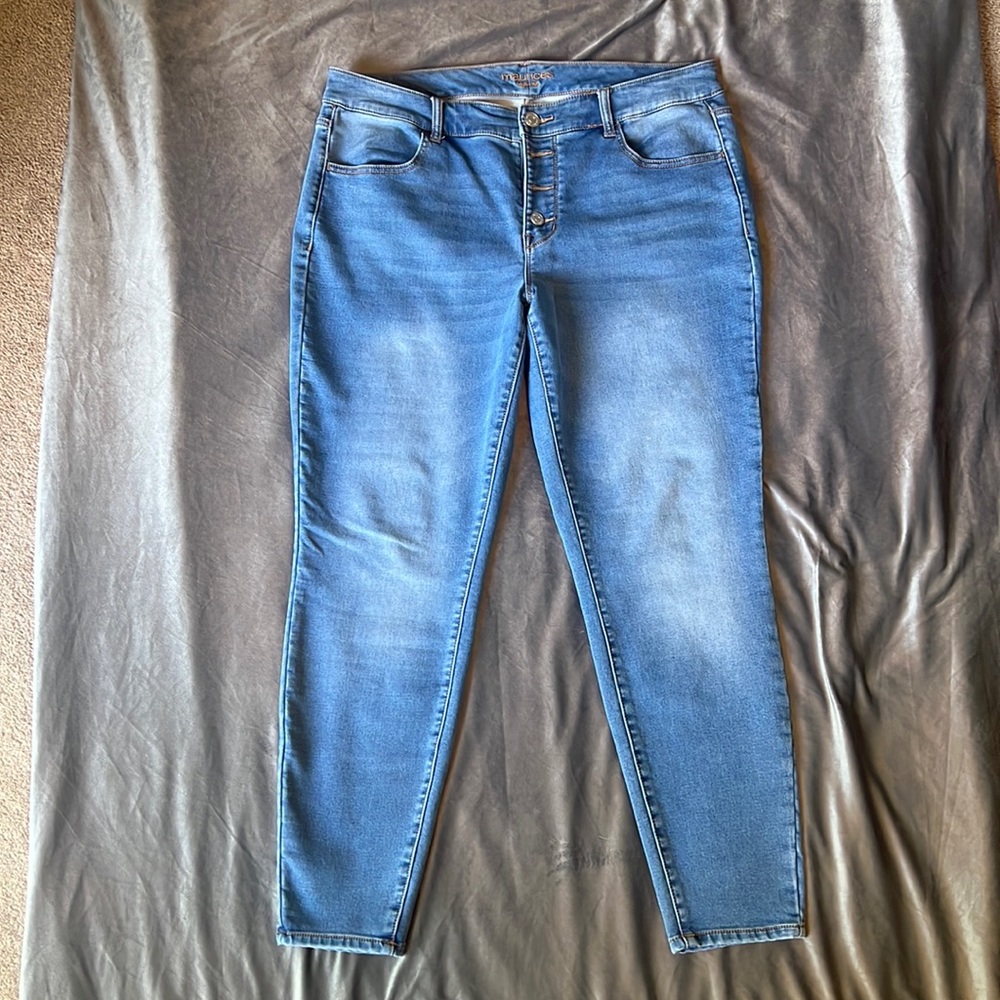 Women’s Maurices jeans high rise 16w Regular - Barely worn good condition